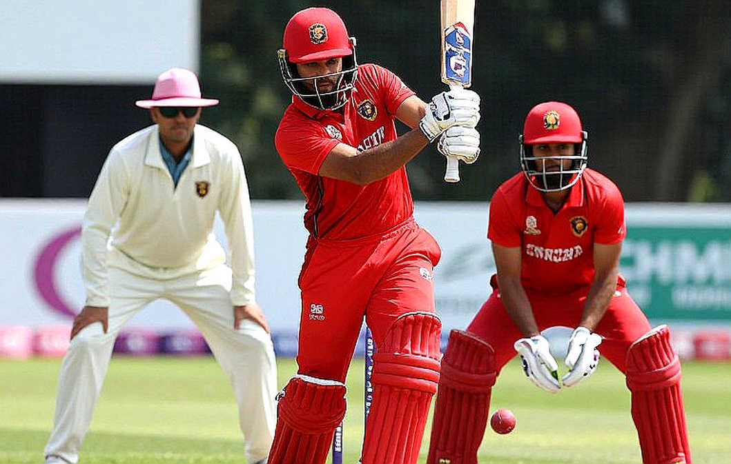 Newlands' Grass, Boland's Five-for, and the Selection Question Australia Cannot Postpone Newlands' Grass, Boland's Five-for, and the Selection Question Australia Cannot Postpone