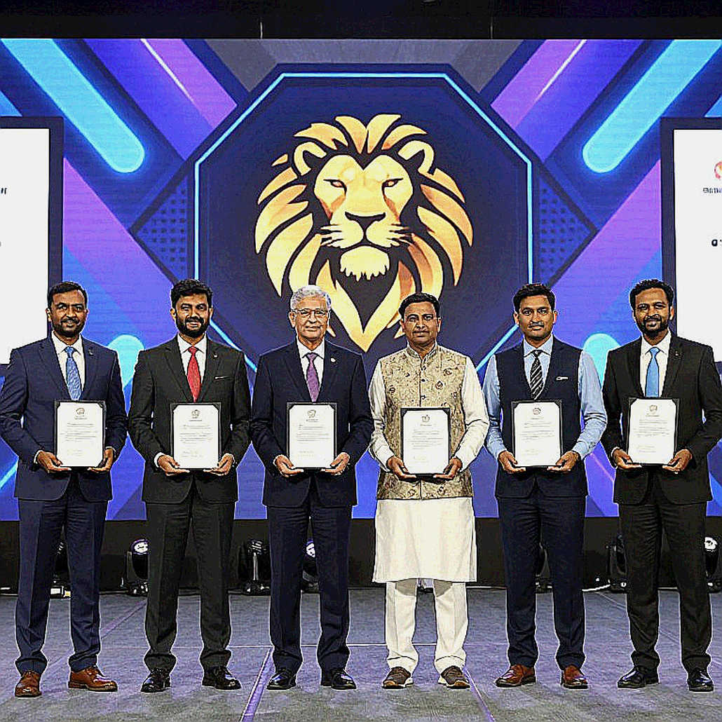 Rawalpindi's 34 and One Ball from Jacks: Babar Azam Does Not Have Three Weaknesses, He Has One Footwork Fault Line Rawalpindi's 34 and One Ball from Jacks: Babar Azam Does Not Have Three Weaknesses, He Has One Footwork Fault Line